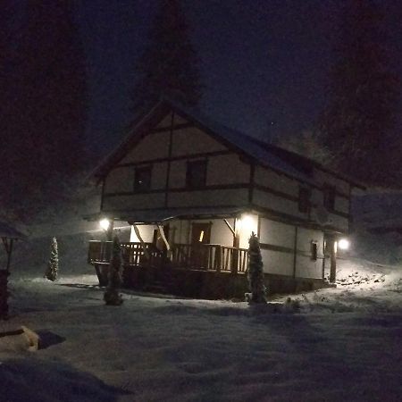Khatyna U Dolyni Slavske Buitenkant foto