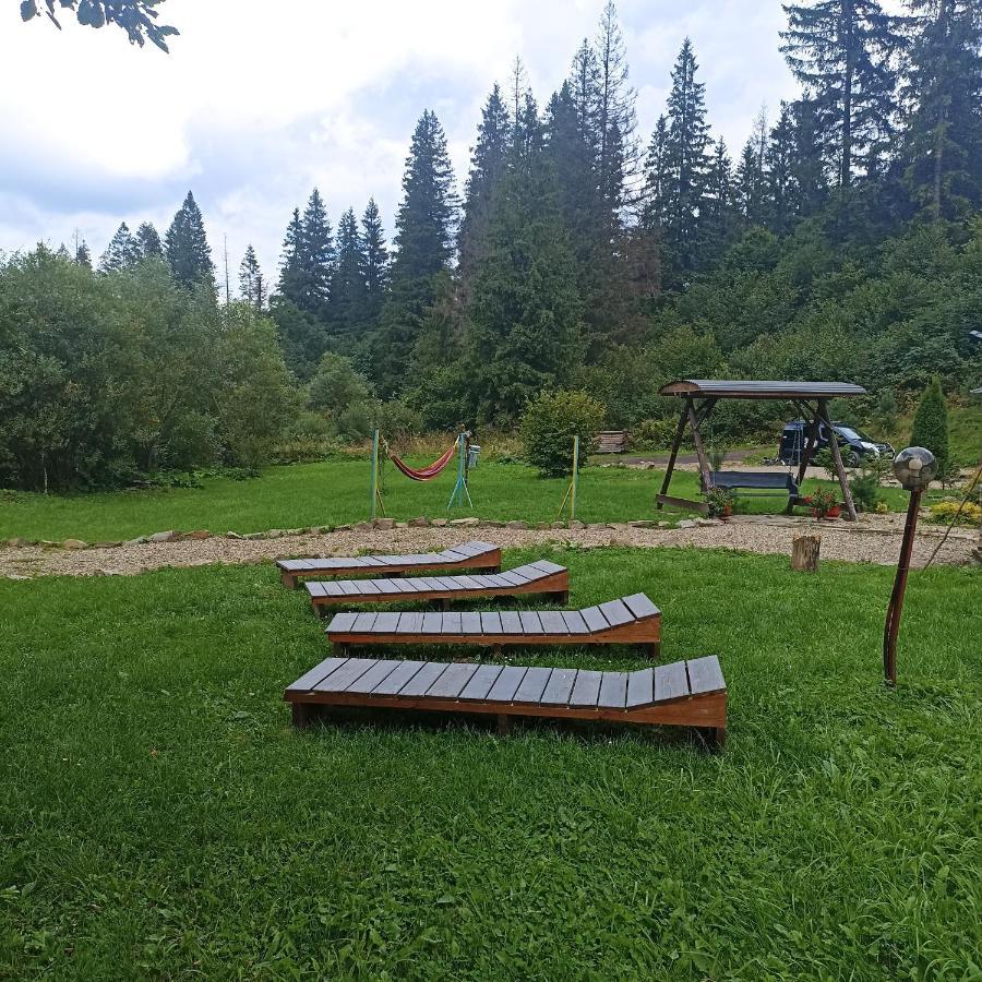 Khatyna U Dolyni Slavske Buitenkant foto