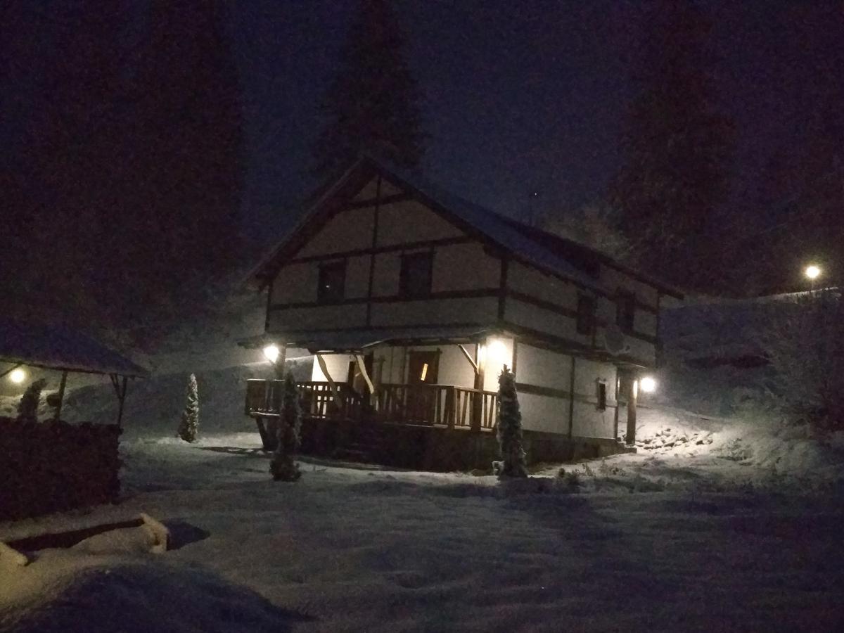 Khatyna U Dolyni Slavske Buitenkant foto